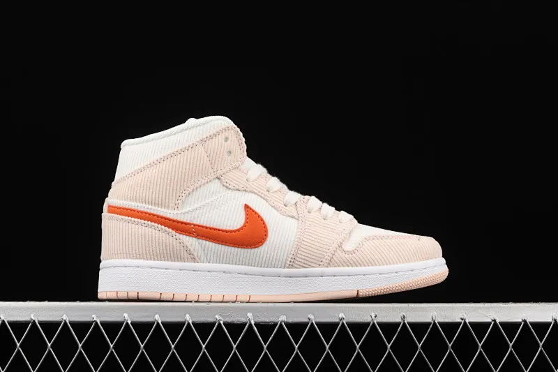 All categories Air Jordan Jordan series basketball shoes Air Jordan 1 Mid G version pure original Air Jordan 1 Mid AJ1 Joe 1 corduroy orange Chinese basketball shoes DA8009-108